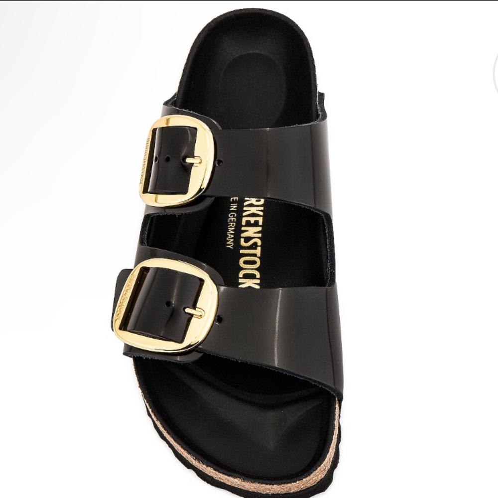 NWOT Arizona High Shine Big Buckle Sandal in High Shine Black